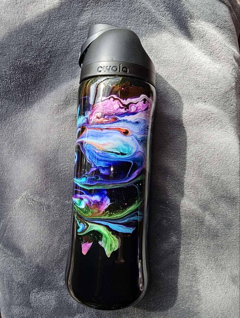 Owala Custom Galaxy 24oz